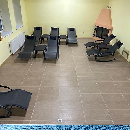 Kremena Guest House Luaran gambar