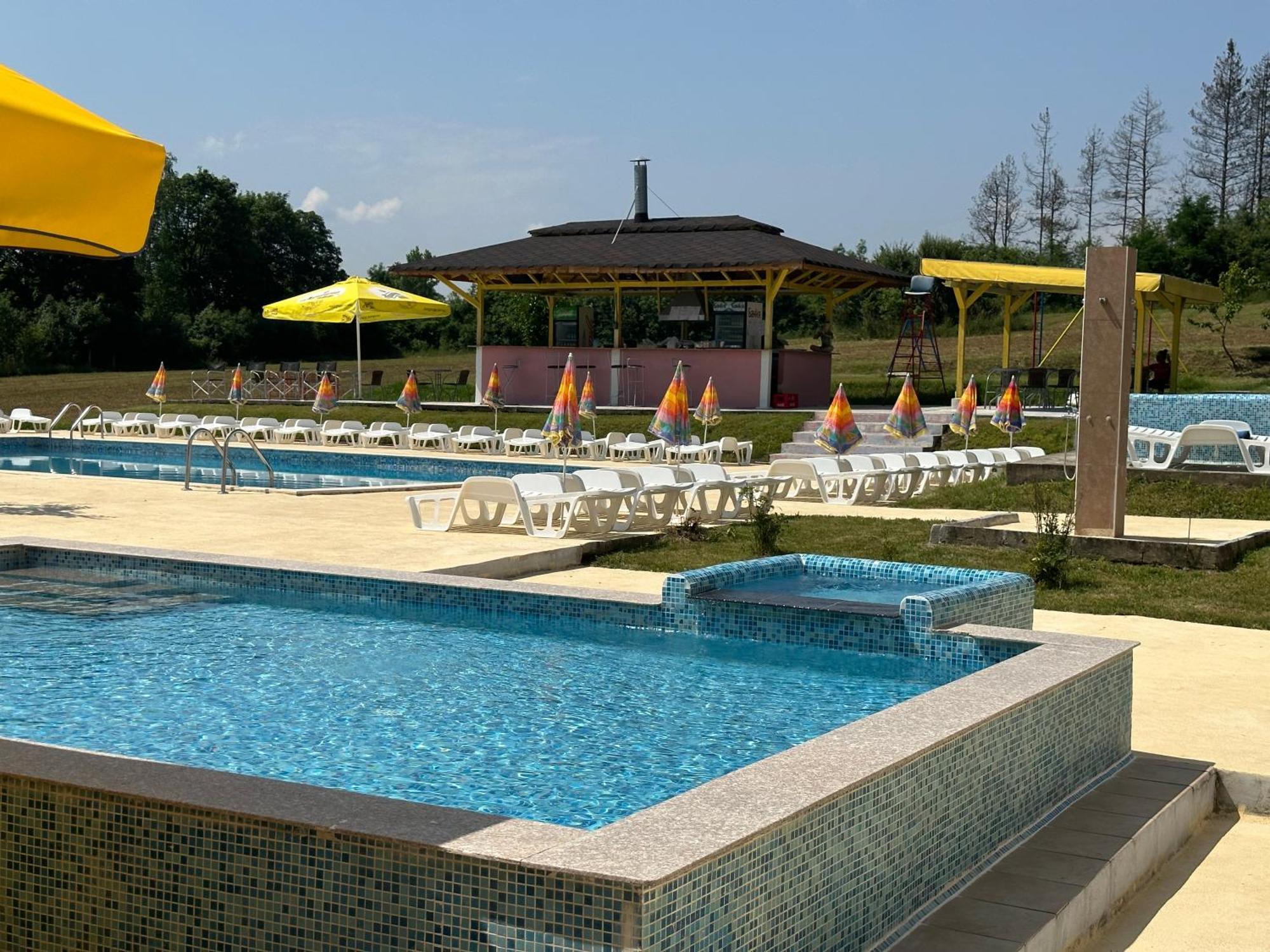 Kremena Guest House Luaran gambar